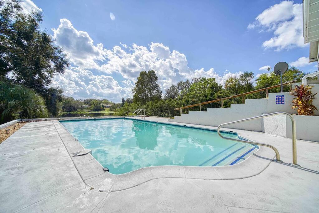 Stylish Lake Home With Huge Pool, Arcade With Ps5,And Theater Just 5 Min From Legoland Winter Haven Dış mekan fotoğraf