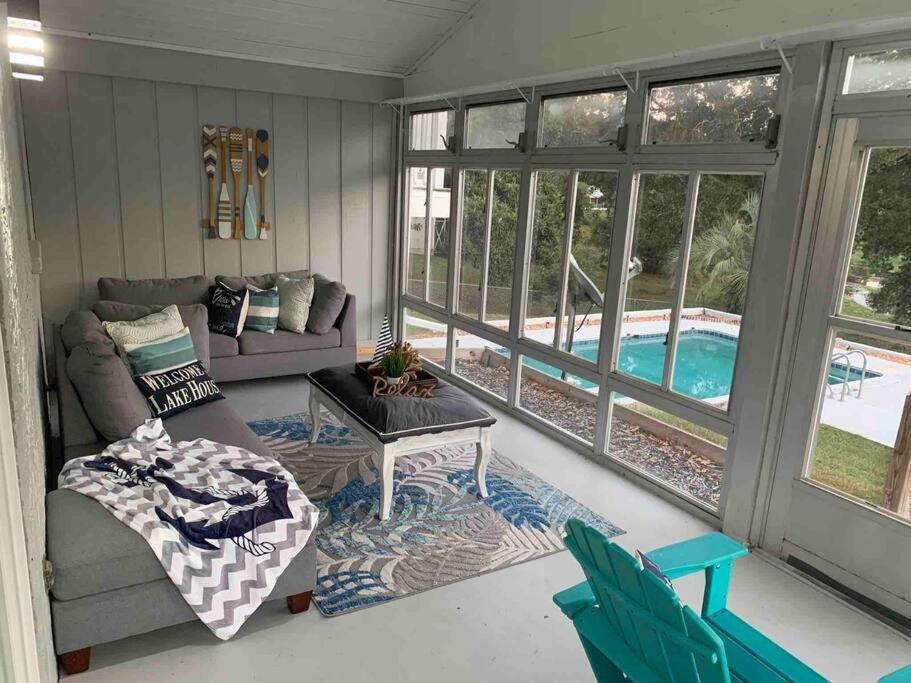 Stylish Lake Home With Huge Pool, Arcade With Ps5,And Theater Just 5 Min From Legoland Winter Haven Dış mekan fotoğraf