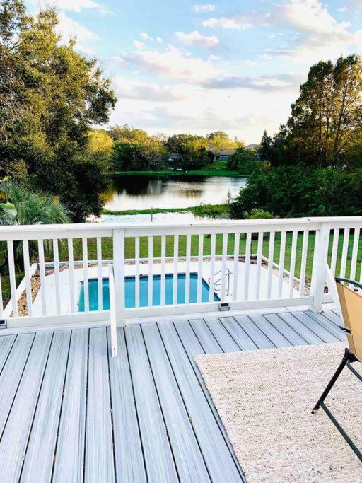 Stylish Lake Home With Huge Pool, Arcade With Ps5,And Theater Just 5 Min From Legoland Winter Haven Dış mekan fotoğraf